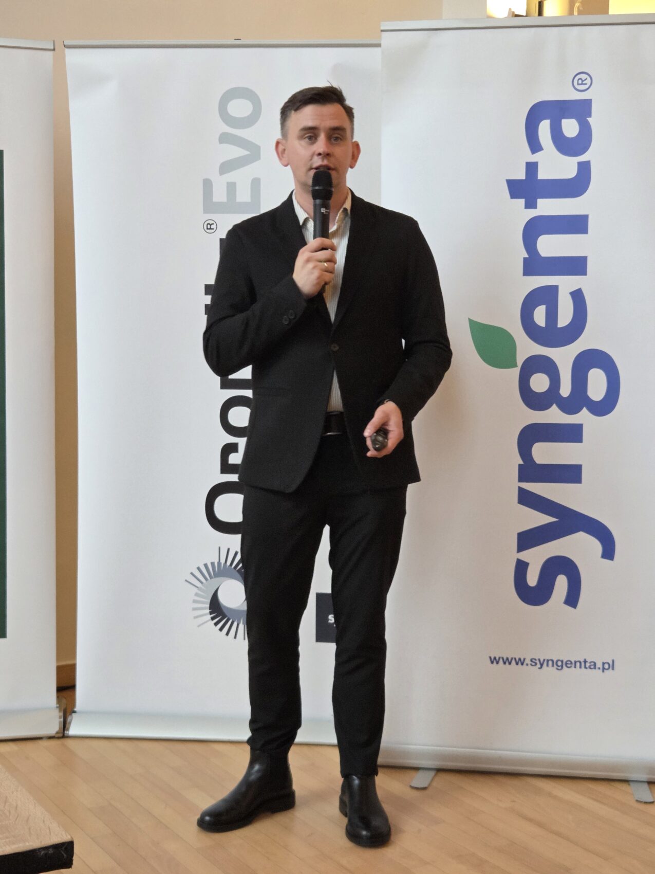 Jakub Minor omówił portfolio kapusty z hodowli Syngenta, fot PB