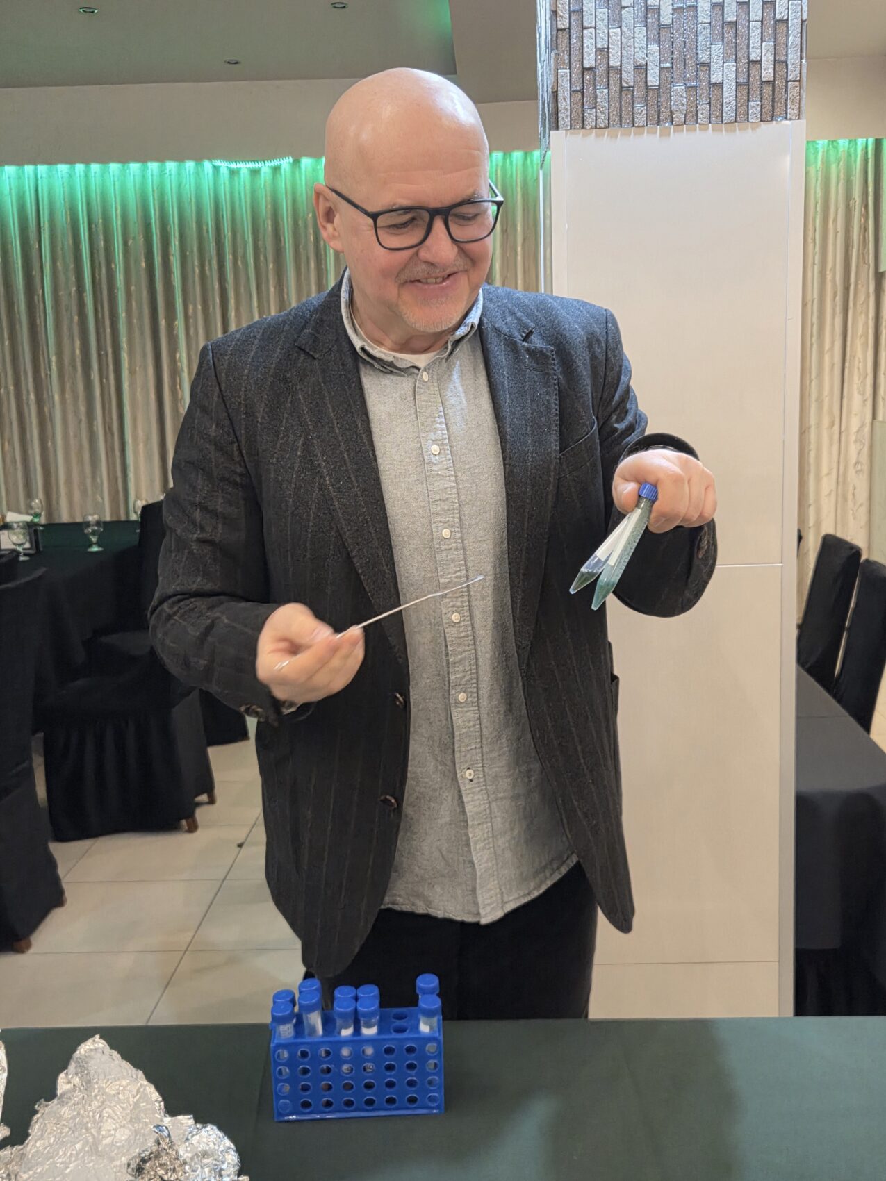 Główny naukowiec PeptechLab, prof. Tomasz Skalski